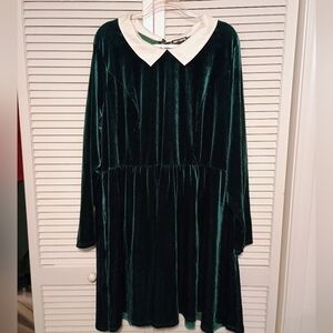 Plus size 5x velvet collared Dress